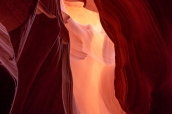 Parois verticales dans Upper Antelope Canyon, Arizona