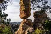 Rocher équilibriste Pinnacle Balanced Rock, Chiricahua