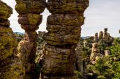 Deux rochers du nom de Kissing Rocks, Chiricahua