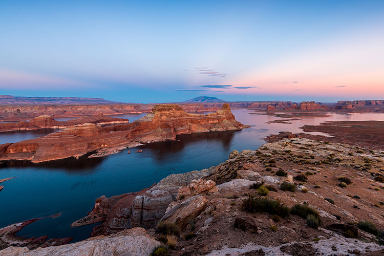 Lake Powell vu d'Alstrom Point, Glen Canyon